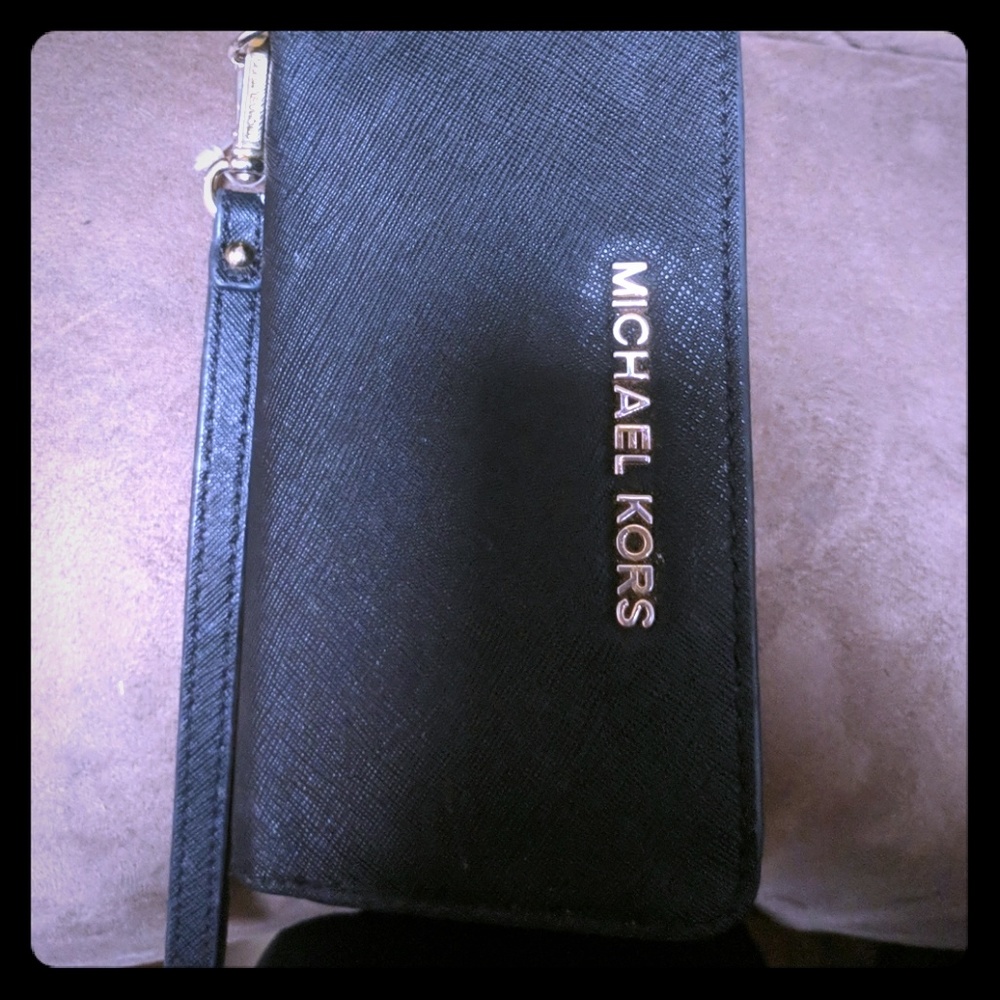 Michael Korrs Wrist Wallet